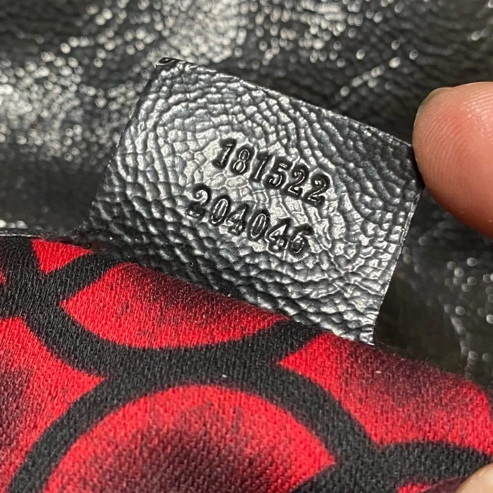 Gucci • Snow Glam Triple Black Hobo Bag